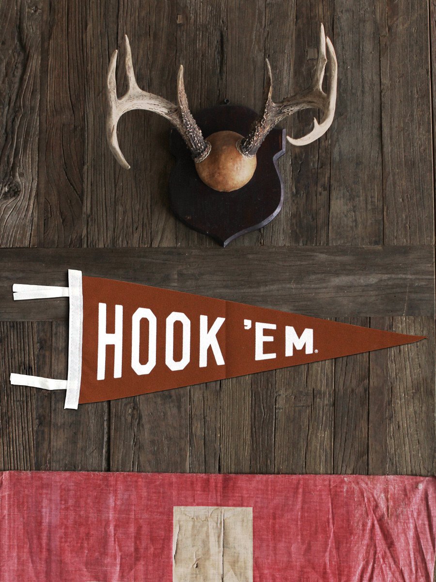 Hook Em Pennant - Old Try